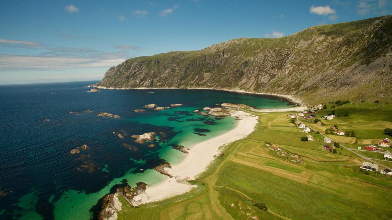 Hotel Knutholmen à Kalvåg Extérieur photo