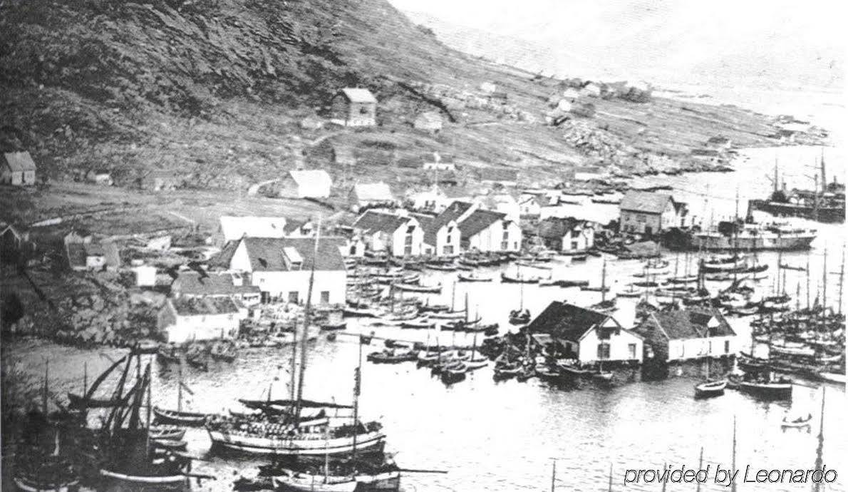 Hotel Knutholmen à Kalvåg Extérieur photo